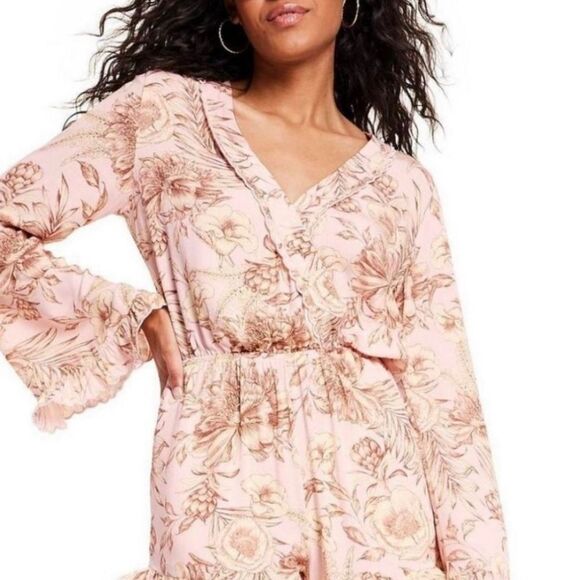 Agua Bendita X Target Romantic Floral Print Flare Sleeve Romper NWT Size Large - Picture 5 of 9